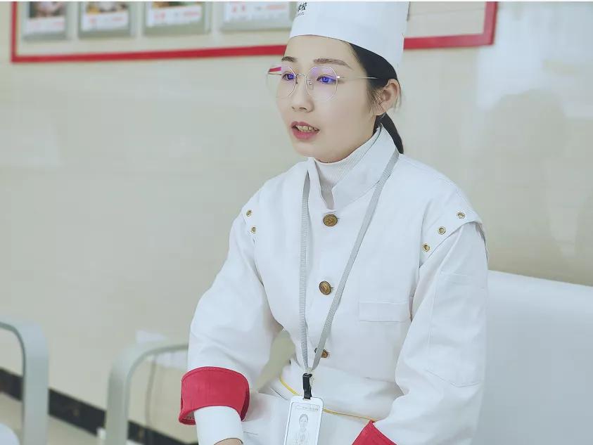 名师采访丨蒙雯婷：科班出身更专业 师范毕业来从教 