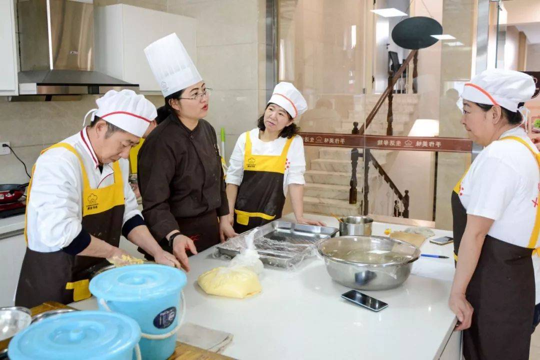 原来深圳新东方横岗校区的学员们都有着这样的共性 