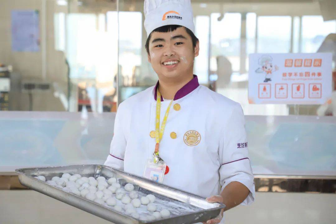 当我们选择深圳新东方时 其实也是在选择一种别样的生活