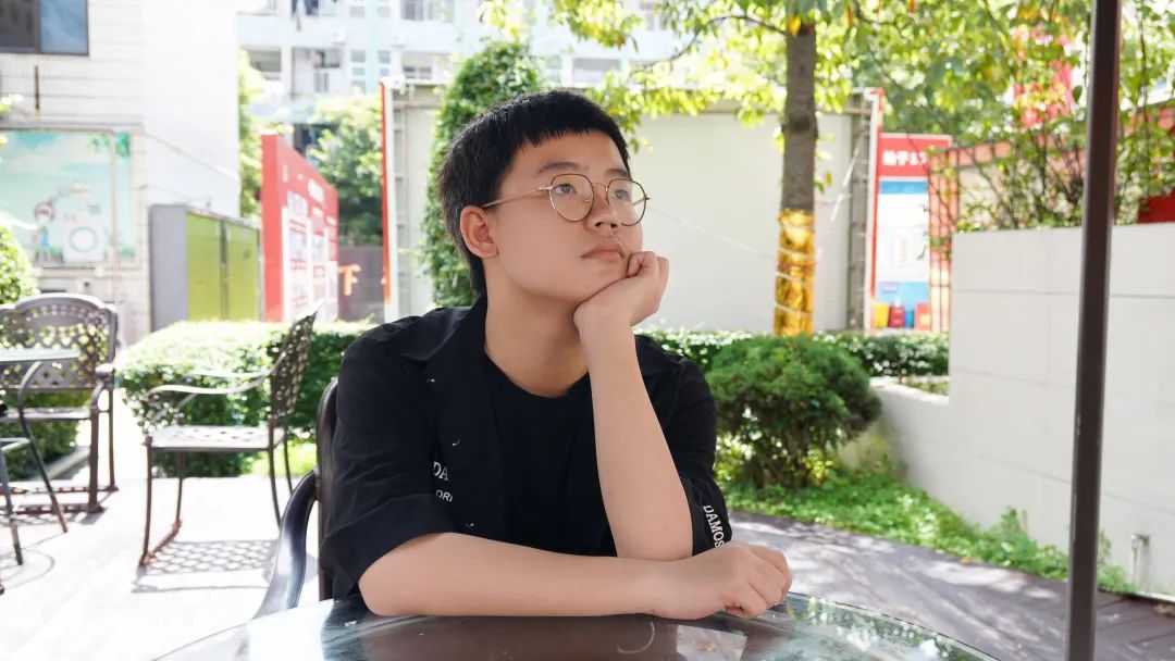 【新生访谈】李逸聪：对学习有一丝怠惰，未来就会慢人一步