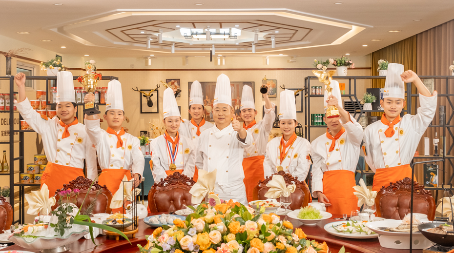 开学季：择校不满意？转学深圳新东方烹饪学校！重新出发，未来更美好！