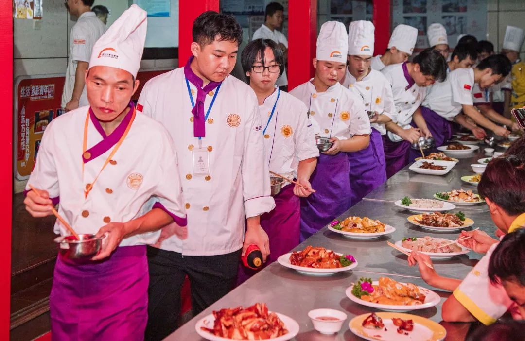 烧腊选修班同学结业展完美落幕，回顾这场肉食爱好者的天堂~