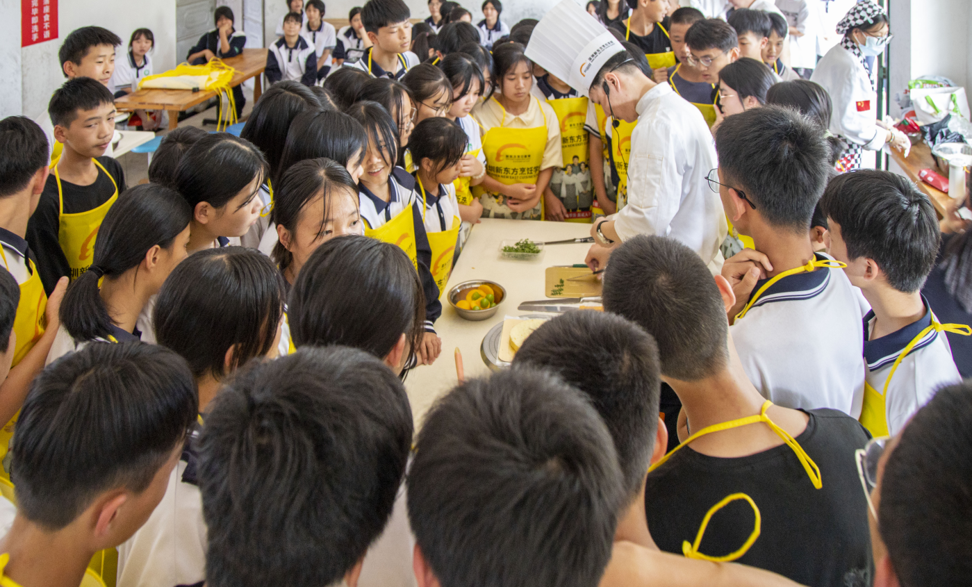 为“双减”赋能！深圳新东方劳技课进校园活动顺利完成！