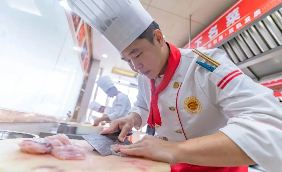 以“鱼”为题，赛出风采丨6月18日中餐热菜擂台决赛精彩回顾~