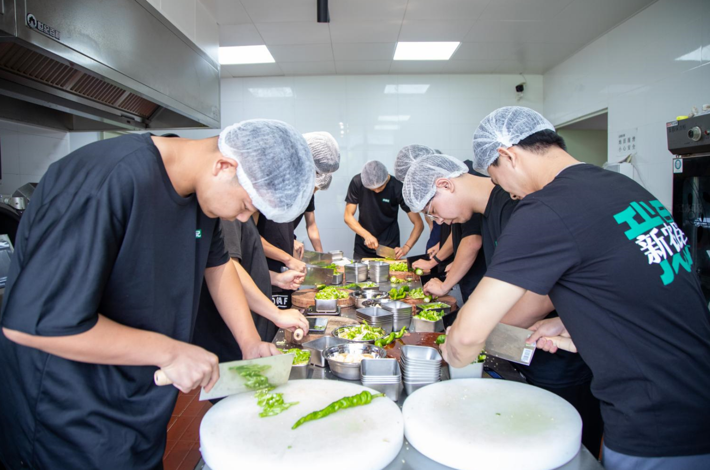 校企人才培养丨深圳新东方&农耕记主厨班培训活动圆满落幕