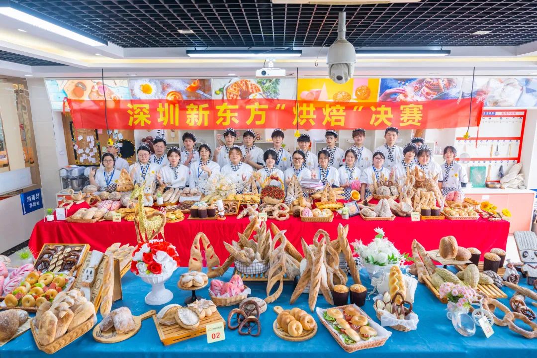 有颜有料的欧式面包​，经典西点2102班阶段考核作品出炉啦~