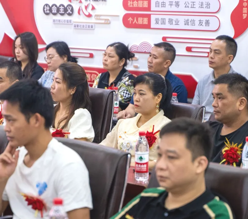 家长鉴证会|感恩相伴  共鉴成长