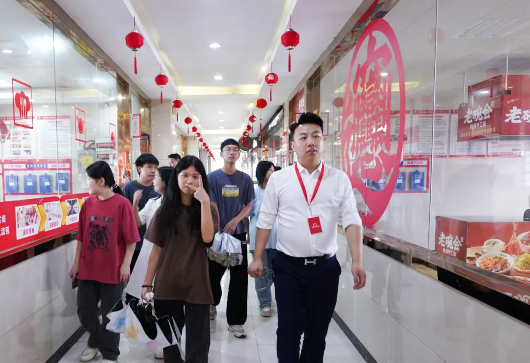 研学之旅 感受烹饪魅力