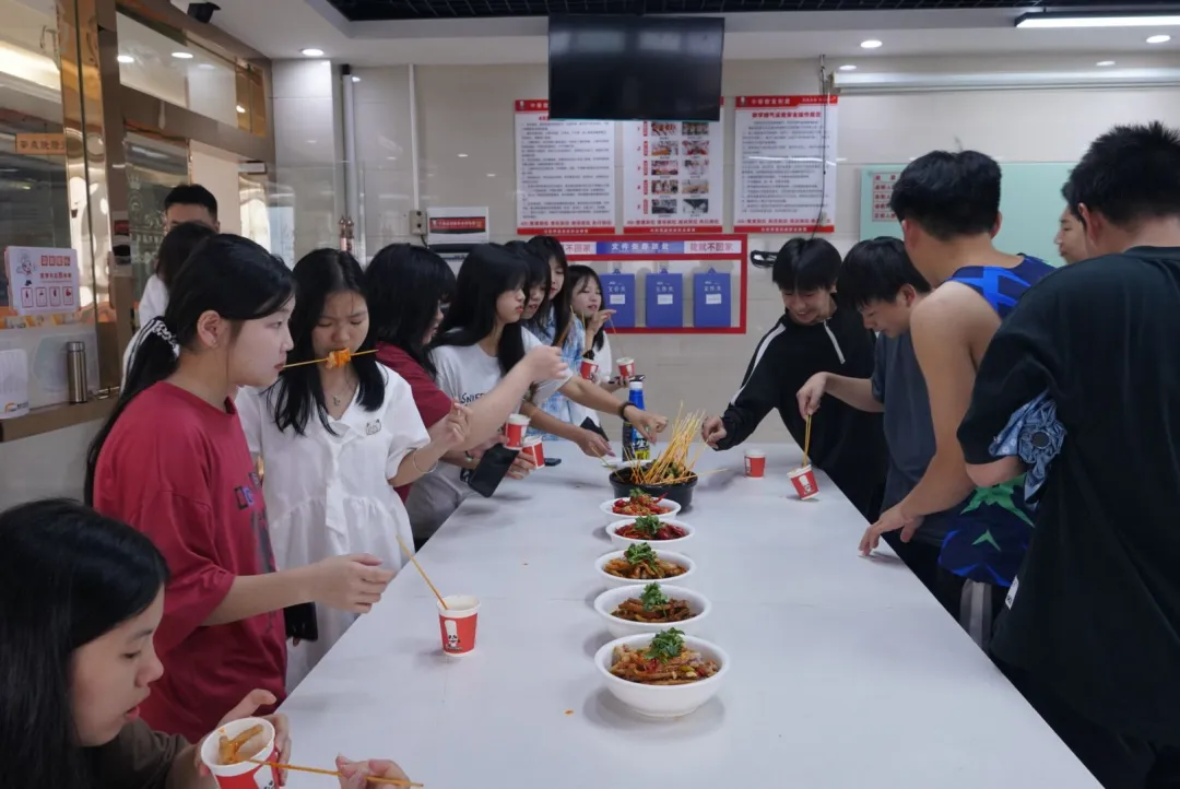 研学之旅 感受烹饪魅力